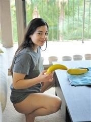 Nadine plus sexy que jamais - 19 photos